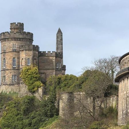 Next To The Palace And Royal Mile With Parking إدنبرة المظهر الخارجي الصورة